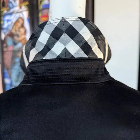 Burberry black Double-Breasted Trench Coat - Picture 7 of 13